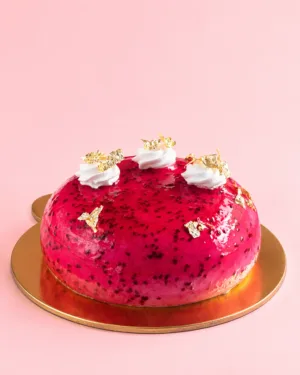 Strawberry Cream Cake